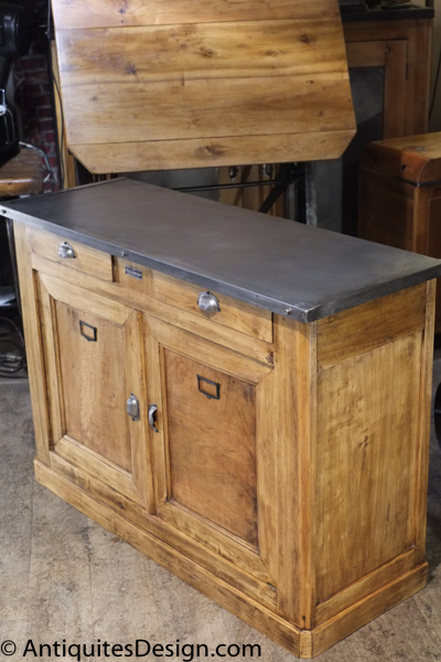 meuble de metier ancien de bistrot